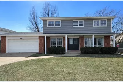 510 S Mount Prospect Road, Des Plaines, IL 60016 - Photo 1