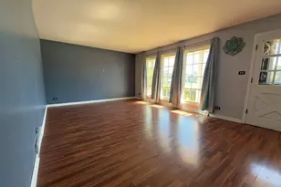 510 S Mt Prospect Rd, Des Plaines, IL 60016 - Photo 4