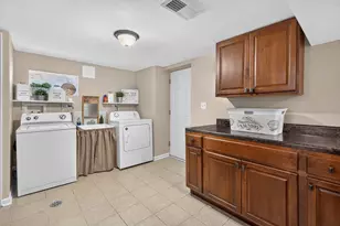 6365 N Mobile Ave, Chicago, IL 60646 - Photo 20