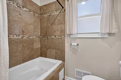 6365 N Mobile Avenue, Chicago, IL 60646 - Photo 16