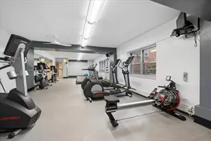 4950 N Marine Dr, Chicago, IL 60640 - Photo 14