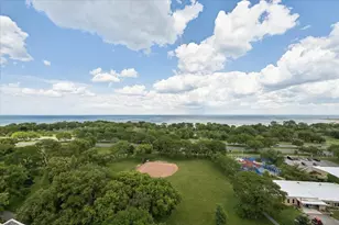 4950 N Marine Dr, Chicago, IL 60640 - Photo 18