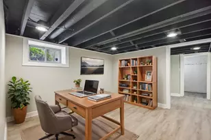 8641 S Constance Ave, Chicago, IL 60617 - Photo 20