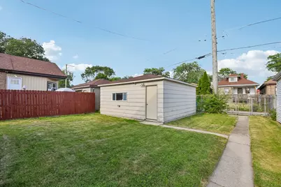 8641 S Constance Avenue, Chicago, IL 60617 - Photo 22