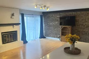 1103 Kenneth Cir, Elgin, IL 60120 - Photo 14