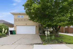 10623 Windsor Dr, Westchester, IL 60154 - Photo 1