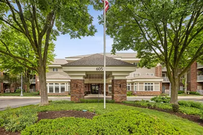 605 Barrington Avenue #332, East Dundee, IL 60118 - Photo 1