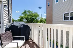 947 W 36th St, Chicago, IL 60609 - Photo 20