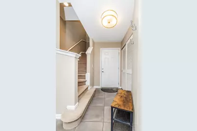 947 W 36th Street, Chicago, IL 60609 - Photo 8