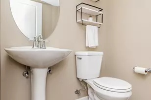 947 W 36th St, Chicago, IL 60609 - Photo 6