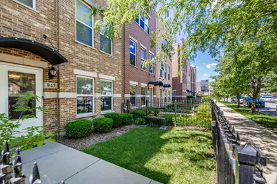 947 W 36th Street, Chicago, IL 60609 - Photo 2