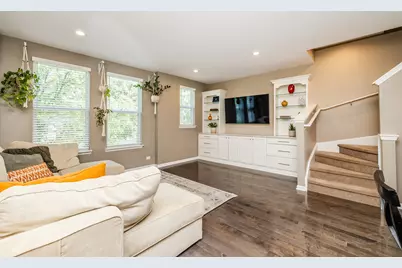 947 W 36th Street, Chicago, IL 60609 - Photo 10