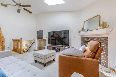 24 Garden Crescent Court, Elgin, IL 60123 - Photo 8