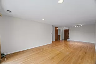 1500 Harbour Dr, Wheeling, IL 60090 - Photo 6