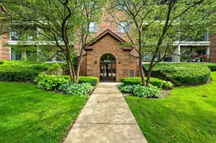 611 Hapsfield Ln, Buffalo Grove, IL 60089 - Photo 1