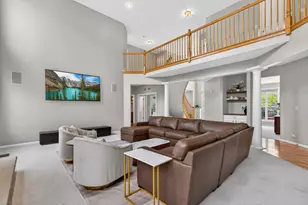 484 W Haleys Hill Ct, Palatine, IL 60074 - Photo 14
