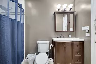 5 Oriole Ct, Woodridge, IL 60517 - Photo 10