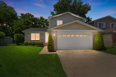 5 Oriole Court, Woodridge, IL 60517 - Photo 1