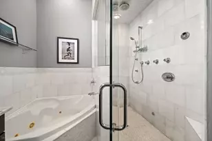 2047 N Leavitt St, Chicago, IL 60647 - Photo 20