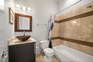 2047 N Leavitt St, Chicago, IL 60647 - Photo 30