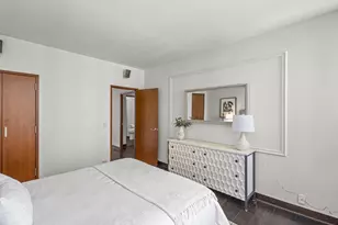 1300 N Lake Shore Dr, Chicago, IL 60610 - Photo 18