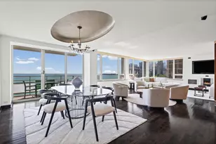 1300 N Lake Shore Dr, Chicago, IL 60610 - Photo 4