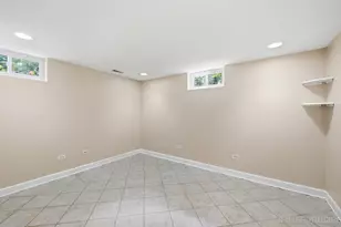 15 S 10th St, Saint Charles, IL 60174 - Photo 18