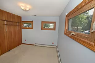 915 Adams St, Ottawa, IL 61350 - Photo 16