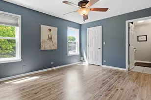 476 Essex Pl, Carol Stream, IL 60188 - Photo 22