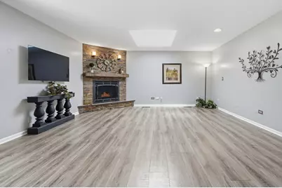 476 Essex Place, Carol Stream, IL 60188 - Photo 14
