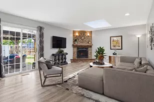476 Essex Pl, Carol Stream, IL 60188 - Photo 16
