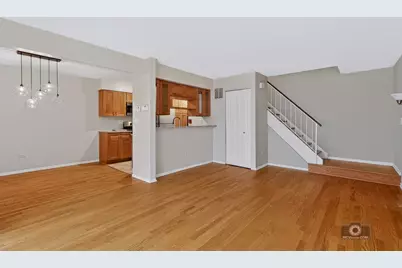 8334 Portsmouth Drive #B, Darien, IL 60561 - Photo 4