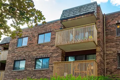 925 Spring Hill Drive #311, Northbrook, IL 60062 - Photo 4