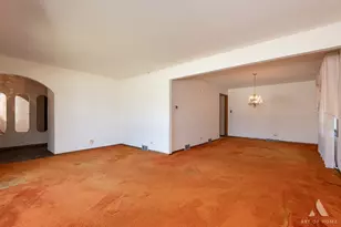 9525 S Kolin Ave, Oak Lawn, IL 60453 - Photo 8