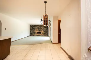 9525 S Kolin Ave, Oak Lawn, IL 60453 - Photo 16