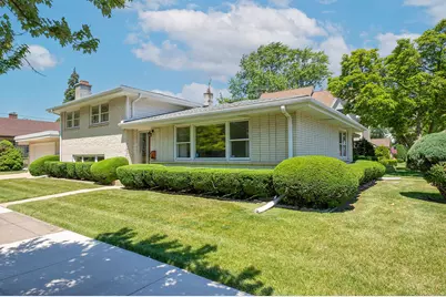 6000 Crain Street, Morton Grove, IL 60053 - Photo 2