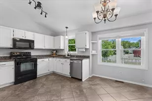 4511 Fieldcrest Ct, Plainfield, IL 60586 - Photo 8