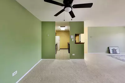 1440 Stonebridge Circle #J12, Wheaton, IL 60189 - Photo 8