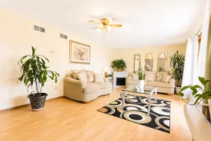 10347 S Alta Dr, Palos Hills, IL 60465 - Photo 4