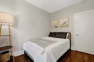916 W Waveland Ave, Chicago, IL 60613 - Photo 12