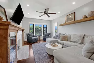 916 W Waveland Ave, Chicago, IL 60613 - Photo 2