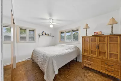 459 W Millers Road, Des Plaines, IL 60016 - Photo 10