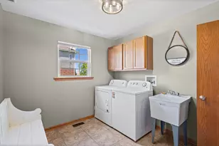 24427 Arrowhead Dr, Manhattan, IL 60442 - Photo 12