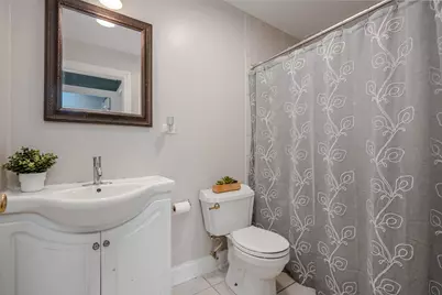 685 E Fullerton Avenue #201, Glendale Heights, IL 60139 - Photo 14