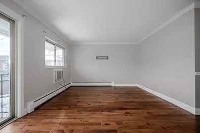 685 E Fullerton Avenue #201, Glendale Heights, IL 60139 - Photo 6