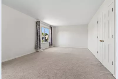 1312 Chesterfield Lane, Grayslake, IL 60030 - Photo 20