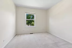 1312 Chesterfield Ln, Grayslake, IL 60030 - Photo 18