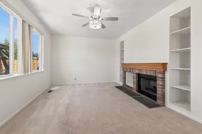 1312 Chesterfield Lane, Grayslake, IL 60030 - Photo 10