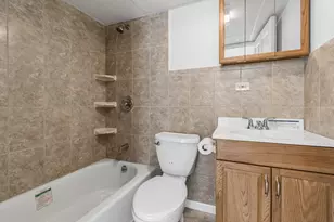 1312 Chesterfield Ln, Grayslake, IL 60030 - Photo 24