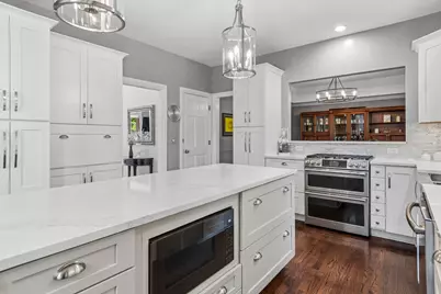 627 Rock Spring Road, Naperville, IL 60565 - Photo 6